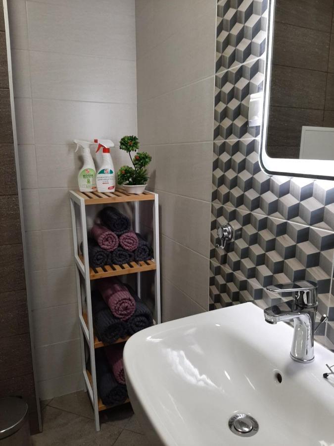 Апаратамент Deluxe1 Apartment Saints Constantine and Helena Bagian luar foto