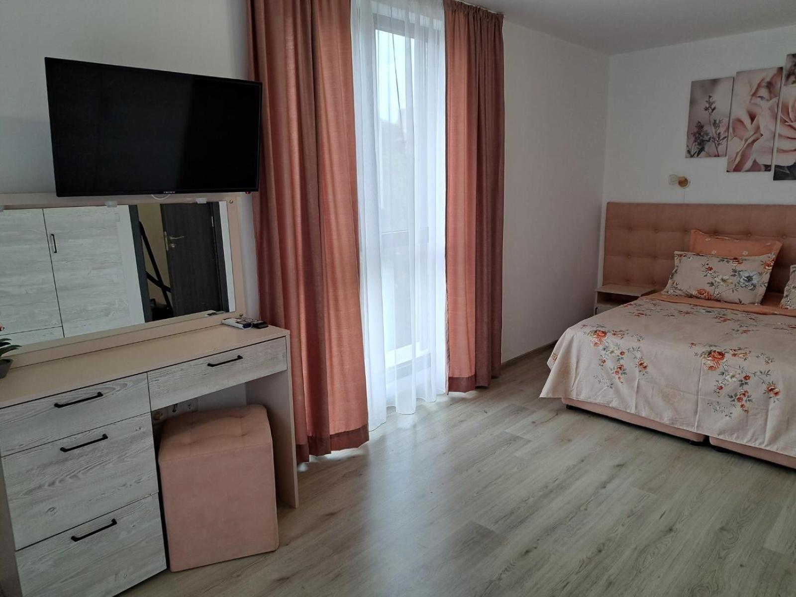 Апаратамент Deluxe1 Apartment Saints Constantine and Helena Bagian luar foto