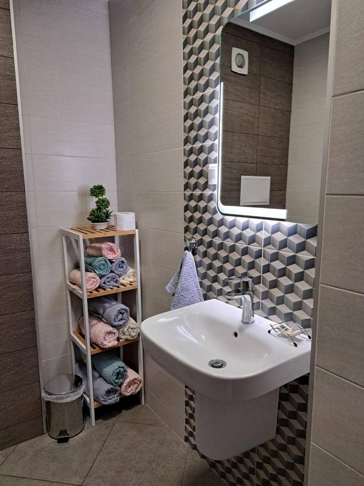 Апаратамент Deluxe1 Apartment Saints Constantine and Helena Bagian luar foto