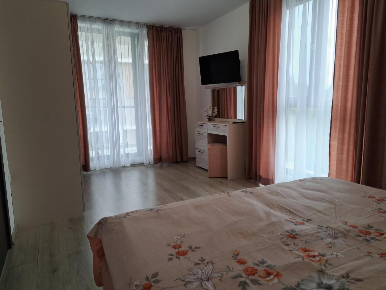 Апаратамент Deluxe1 Apartment Saints Constantine and Helena Bagian luar foto